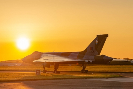 Enjoy the sight of Vulcan XL426 heading off into the sunset - weather permitting! (Jason Gore)